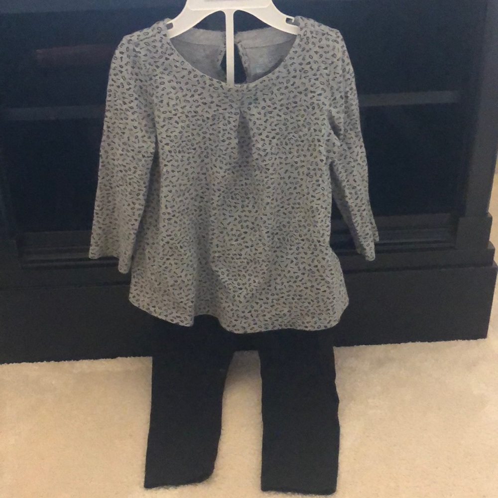 Baby Gap Numbers outfit 18-24M
